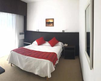 Hotel Embajador - Gualeguaychú - Bedroom