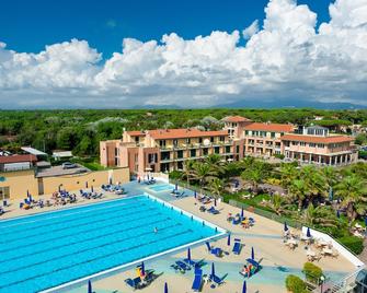 Continental Resort - Tirrenia - Edificio