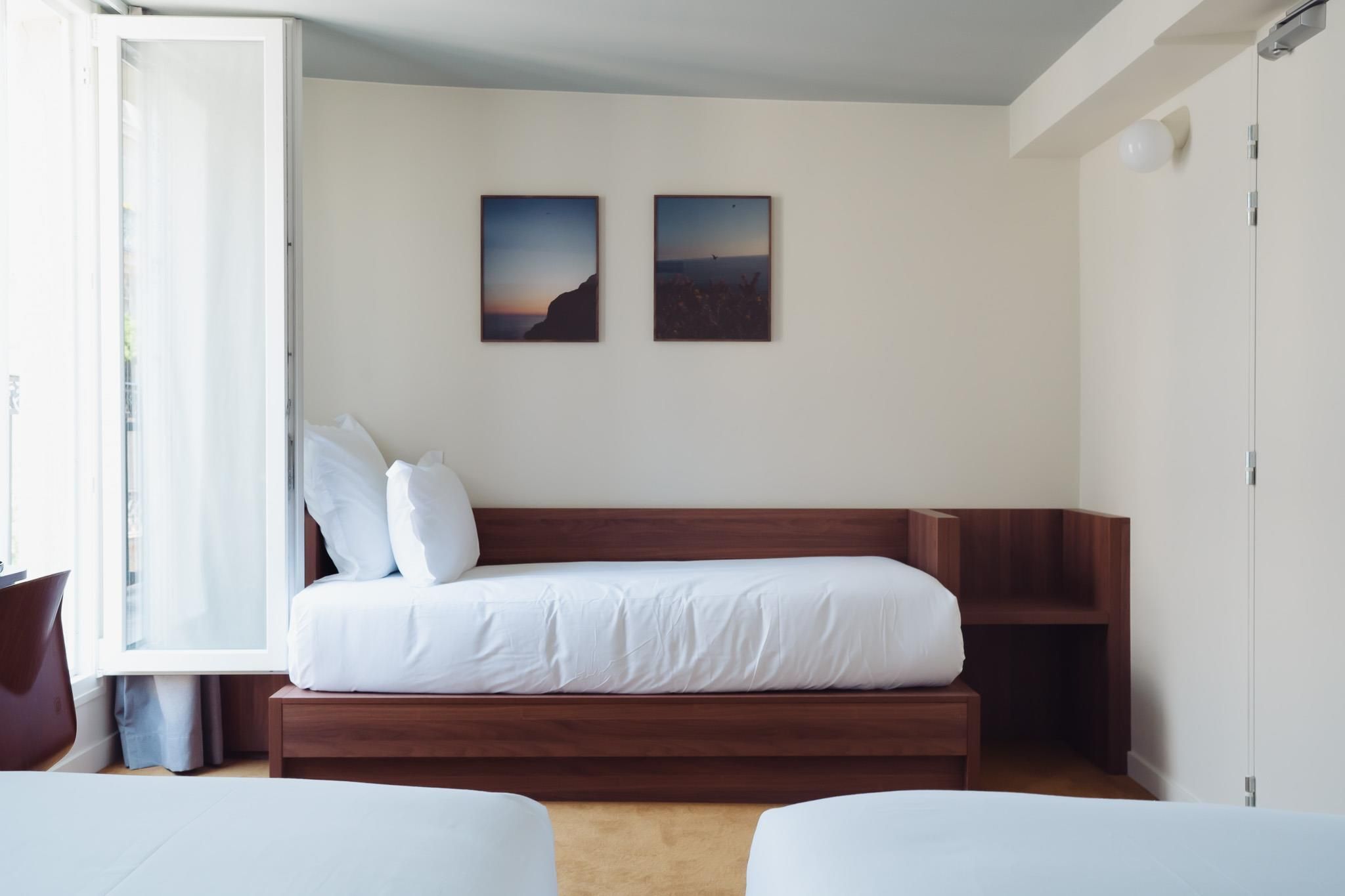 Hotel Camelia International