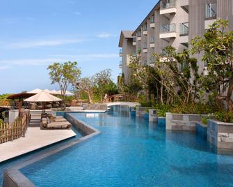 ريمبا جيمباران بالي باي أيانا - South Kuta - حوض السباحة