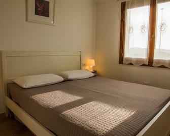 Gf Apartments La Vigna - Badesi - Camera da letto