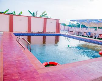 Prismar International Hotel - Uyo - Pool