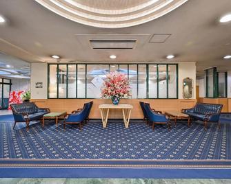 Central Hotel Sasebo - Sasebo - Lounge