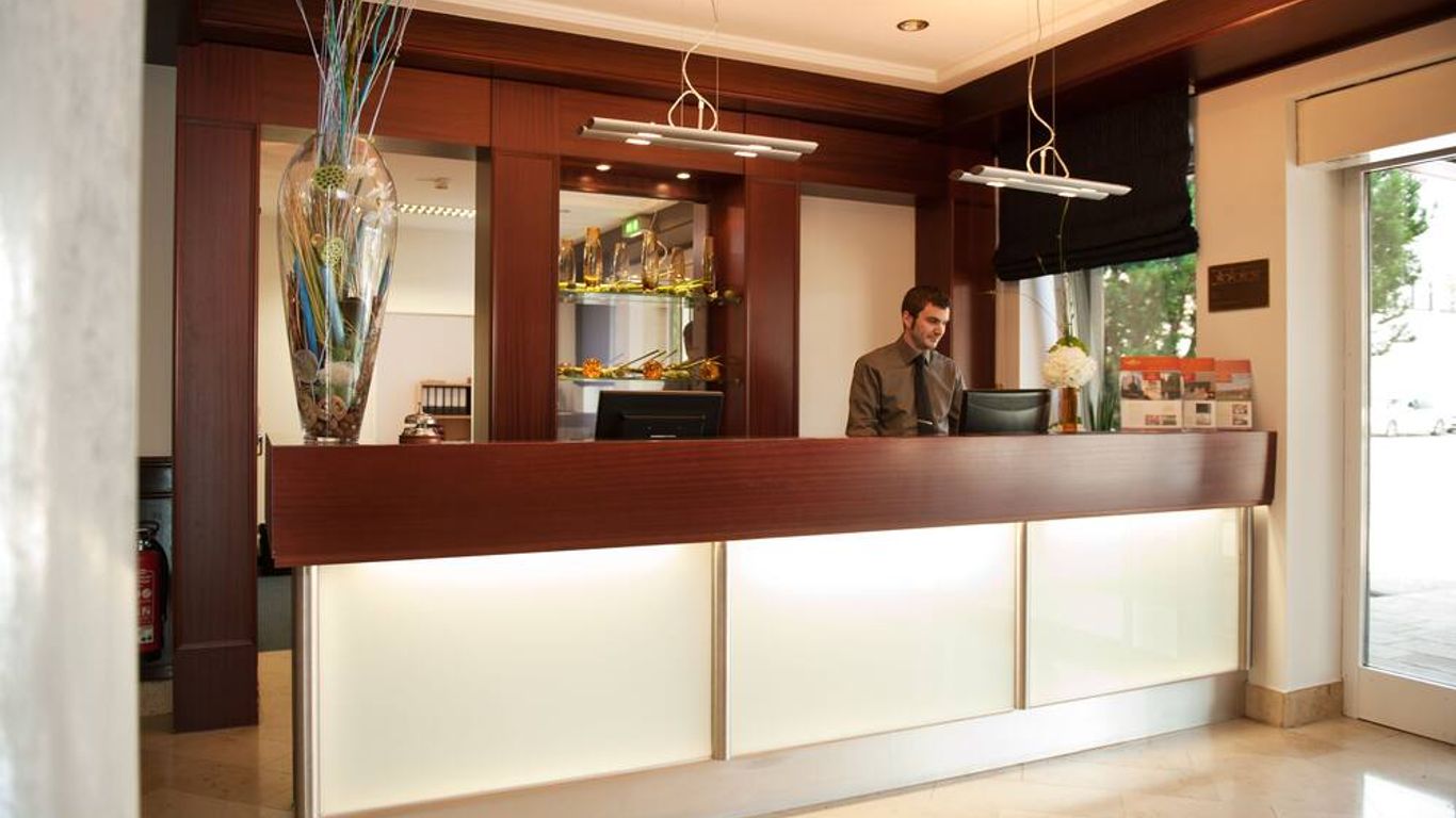 아트리움 임 파크 호텔 바이 리베르타스