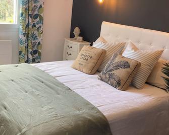 Villa les Romarins - Saint-Didier - Bedroom