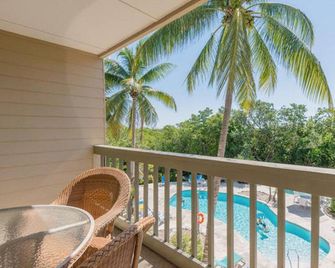 Coconut Mallory Resort and Marina - Cayo Hueso - Balcón