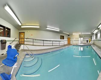 Motel 6 Meridian Id - Meridian - Piscina