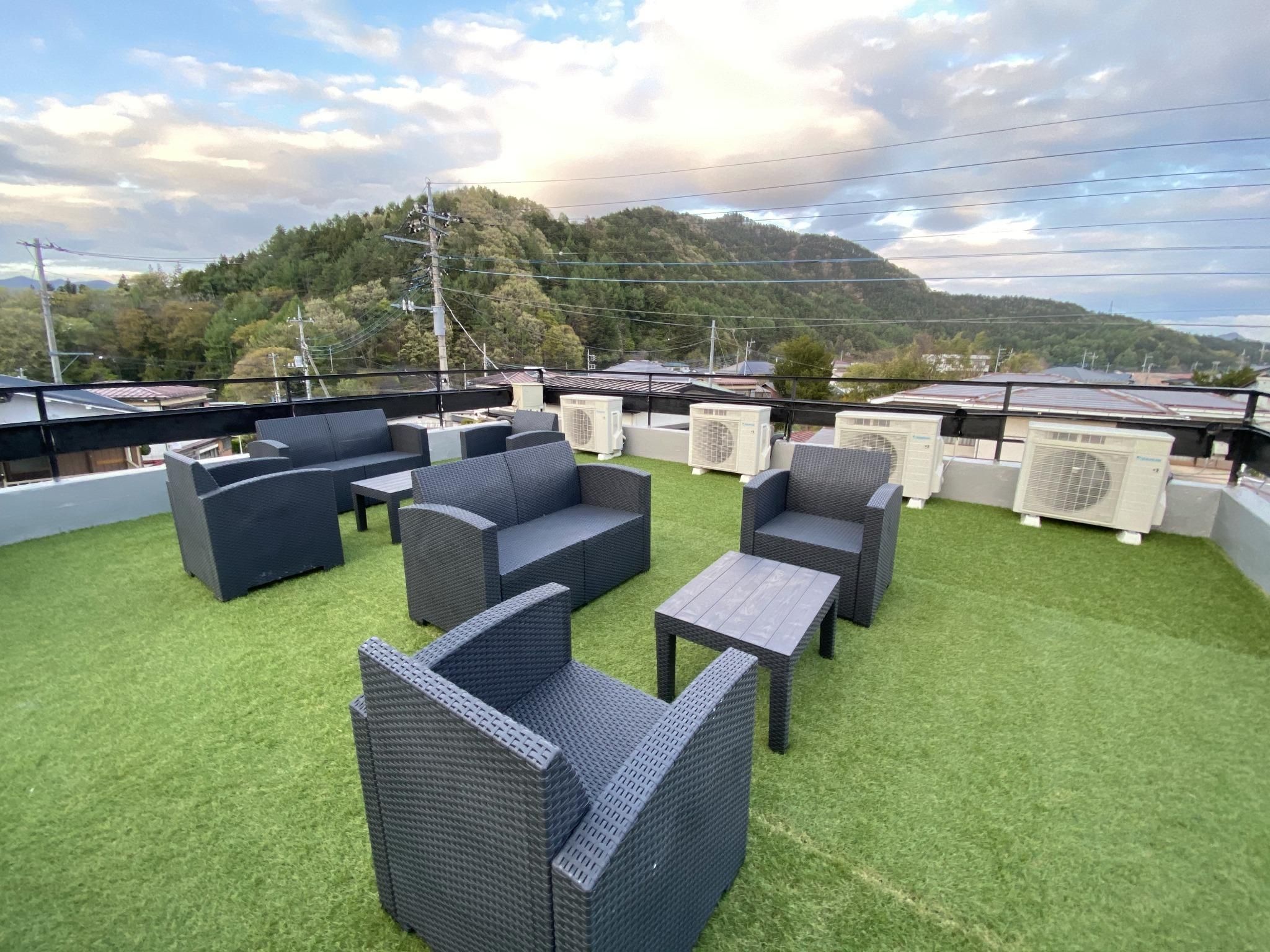 enico.Mt.Fuji en - פוג'יקאוואגוצ'יקו - מרפסת