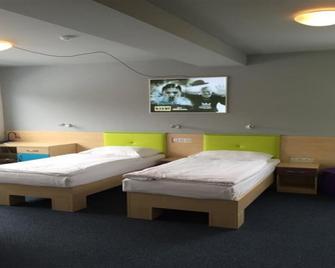 Sport Hotel Sletiste - Kladno - Habitación