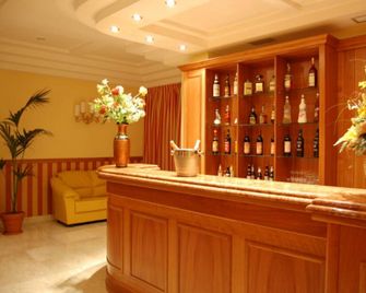 Joyfull - Naples - Bar