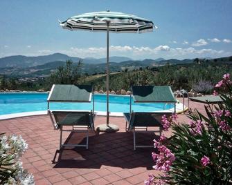 Pesco Falcone - Tranquility for 2 - Your holiday villa in Abruzzo, Italy - Altino - Pool