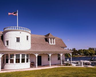 Valcour Inn & Boathouse - Peru - Bygning