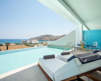 Lindos White Hotel & Suites - Lindos - Pool