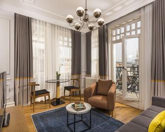 Nevv Bosphorus Hotel & Suites - Istanbul - Bedroom