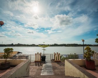 Capital O Ridel Hotel Kota Bharu - Kota Bharu - Edifício