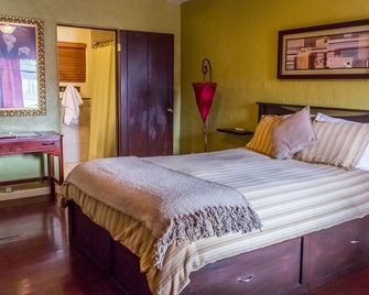 Jensen Plumbing Colorado Springs - קולרדו ספרינגס - חדר שינה