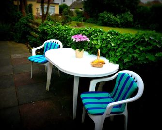 Malvern House - High Wycombe - Patio