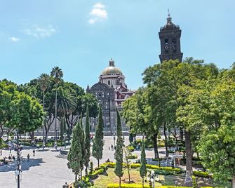 Voco Royalty Puebla Downtown By IHG - פואבלה