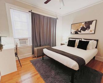 Homey 1br Space Apartment - Chicago - Bedroom