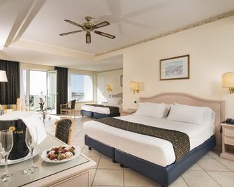 Sant Alphio Garden Hotel & Spa - Giardini Naxos - Bedroom