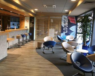 ibis budget Marne-la-Vallée Pontault-Combault - Pontault-Combault - Bar