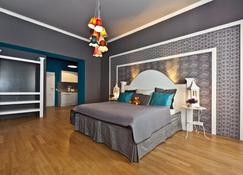 Royal Prague City Apartments - Prague - Bedroom