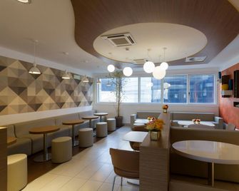 B&B Hotel Milano Cenisio Garibaldi - Мілан - Ресторан