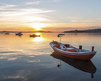Camlik 87 Hotel Ayvalik - Ayvalik