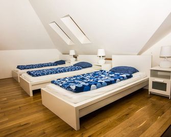 Onefam Míru - Prague