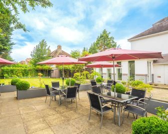 Remont Oxford Hotel - Oxford - Innenhof