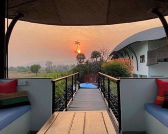 Capybara Zen Resort & spa - Mae On - Balcony