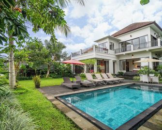 Mardika Private Villa - Ubud - Basen
