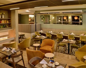 تاون لودج بيلفيل - كابي تاون - مطعم