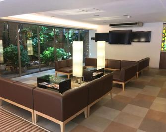 Akashi Castle Hotel - Akashi - Lounge