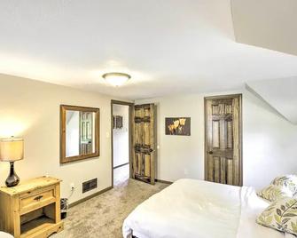 Appleton Abode Near Lake Winnebago and Downtown - Appleton - Bedroom