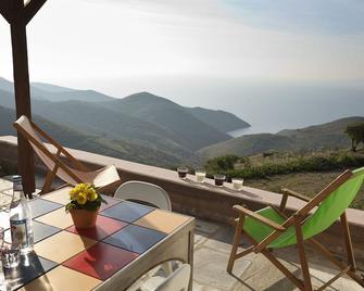 Pop House-Colorful living overlooking the Aegean - Agios Nikolaos - Balcón