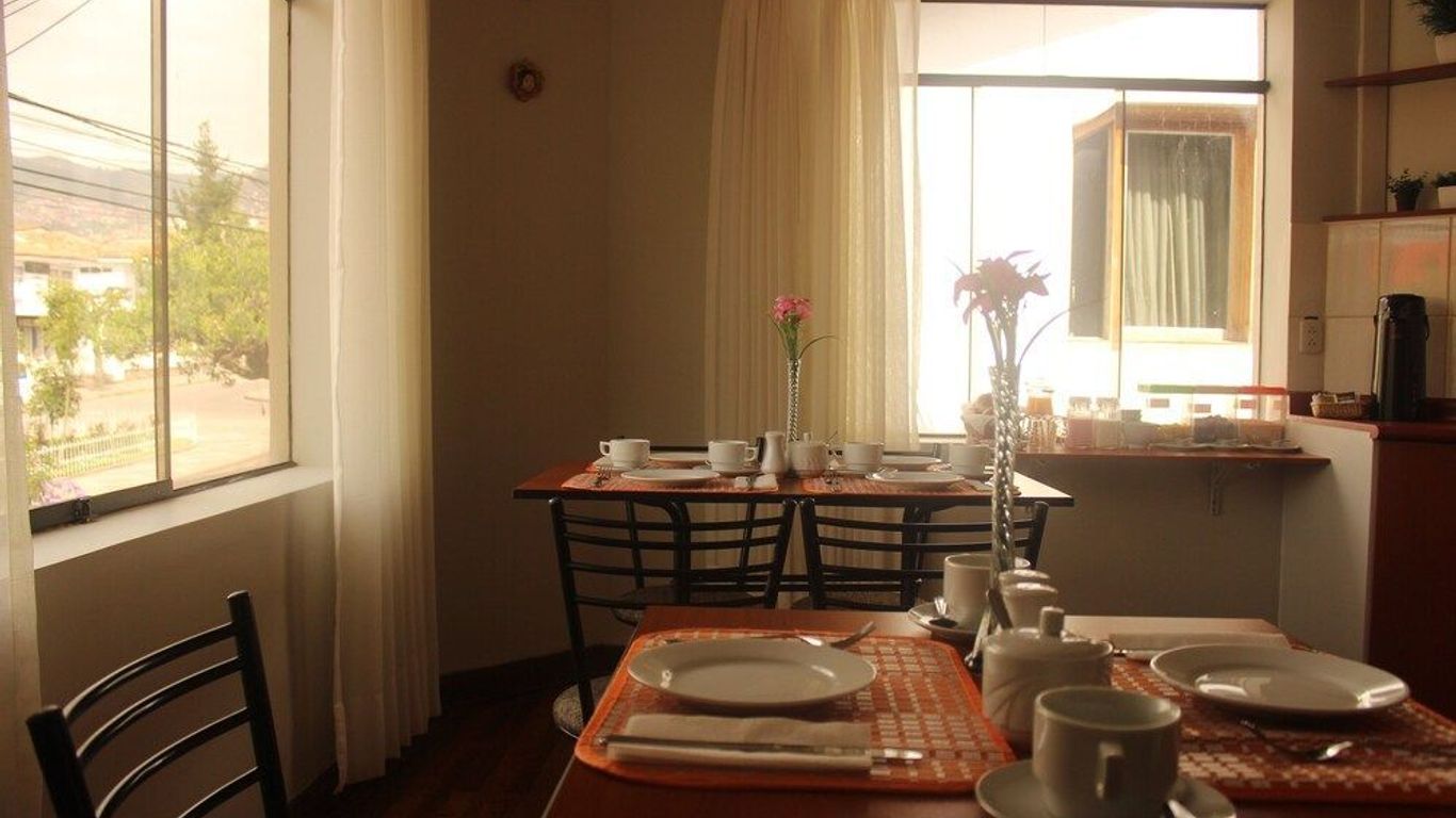 La Escala Guest House