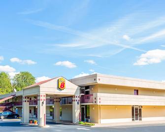 Super 8 by Wyndham Commerce - Commerce - Rakennus