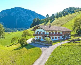 Ferienwohnung Beim Raffner - Ruhpolding - Building
