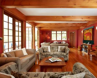 The Resurgence Luxury Eco Lodge - Motueka - Salon