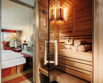 Lohmann's Romantik Hotel Gravenberg - Langenfeld - Spa