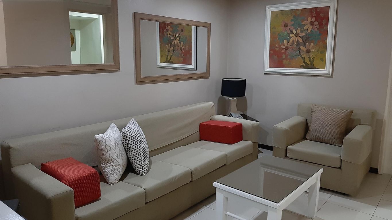 拉爾夫安東尼套房酒店 - 馬尼拉