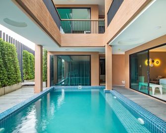 Rachabhura Hotel - Ratchaburi - Piscina