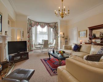 South Flat - Wells-next-the-Sea - Living room