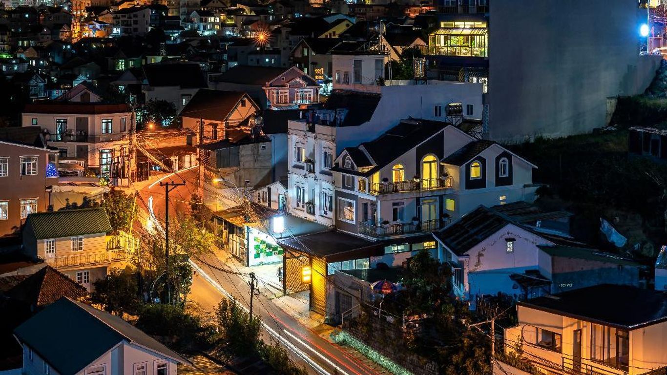 Nature Hotel - Luong The Vinh