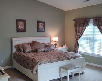 All the comforts of home! - Cape Charles - Slaapkamer