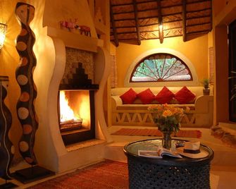 Timamoon Lodge - Sabie - Вітальня