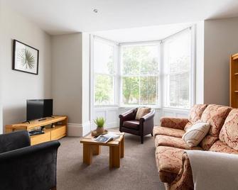 The Red Lea Hotel - Scarborough - Living room