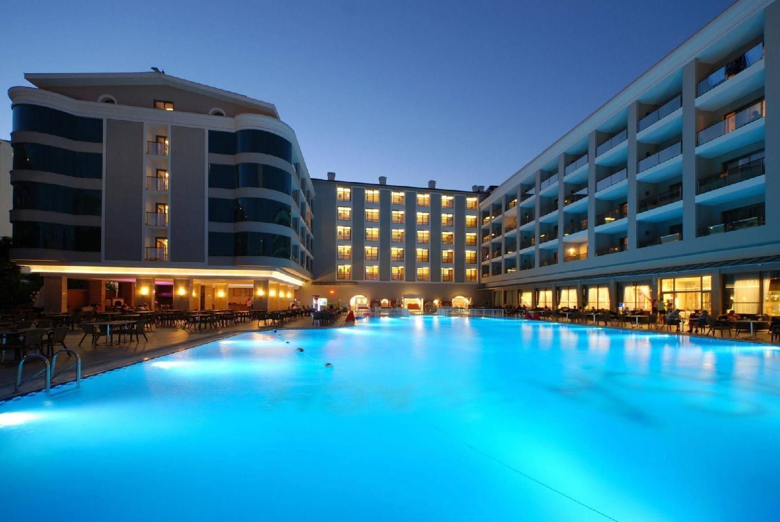 Pasa Beach Hotel - מרמריס - בריכה