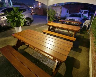 Asan Hyatt - Asan - Patio